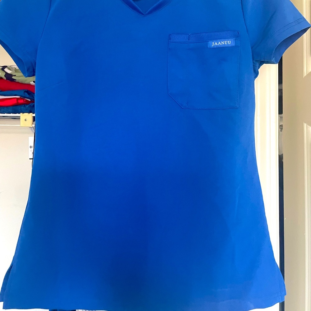 Super cute Jaanuu top